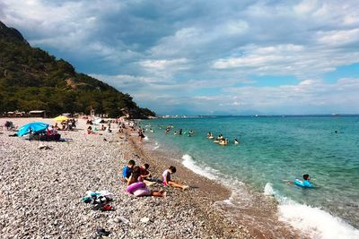 Modal Rp9 Ribu Bisa Healing ke Pantai Ini, Bonusnya Diving di Pulau Tak Berpenghuni