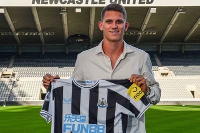 Sepakat! Newcastle United Datangkan Sven Botman