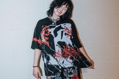 Peringkat Album Billie Eilish Meningkat Drastis di Inggris Usai Tampil di Glastonbury
