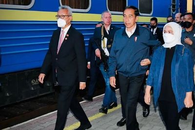 Presiden Jokowi Menuju Kiev dari Polandia Menggunakan Kereta Api: Semoga Dimudahkan!