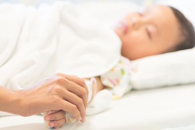 Bayi 8 Bulan Mengalami Kerusakan Otak Usai Tertular COVID-19