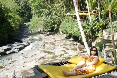 River Club Pertama di Bali, Cobain Sensasi Mengayun Setinggi 87 Meter dari Atas Sungai!