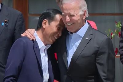 Dapat Sambutan Hangat di KTT G7, Bukti Presiden Jokowi Disegani Pemimpin Dunia