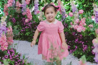 Gak Kalah Mewah dari Ameena, Anak Momo Geisha Pakai Rok Pink Seharga Sapi Kurban