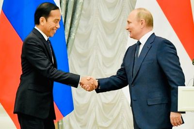 Bertemu Putin, Jokowi Ungkap Siap Jadi Jembatan Komunikasi Rusia-Ukraina