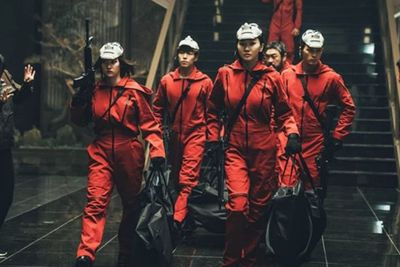 Jeon Jong-seo Akui Adegan Joget K-Pop Money Heist: Korea Dilatih Berkali-kali