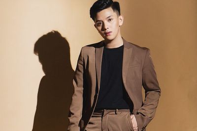 Biasanya Dangdut, Aidil Saputra Rilis Di Antara Cinta : Lagu Senja Bernuansa Pop Melayu