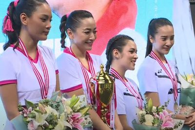 Tanding Bulu Tangkis, Hesti Purwadinata-Erika Carlina Menang Lawan Raisa-Anya Geraldine