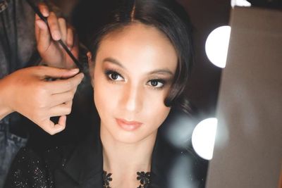 Tahapan Merias Wajah ala MUA Ryan Ogilvy: Pakai Maskara Bagusnya di Awal Makeup