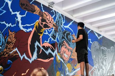 Jelang Thor: Love & Thunder , Seniman Kreatif Garap Ragam Karya: Dari Mural hingga Perahu