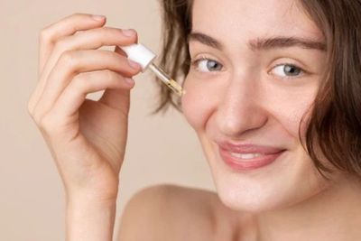 Bye Jerawat dan Kerutan! Ini Loh 5 Serum Retinol Lokal Terbaik
