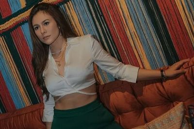 10 Artis Suka Pamer Gaya Crop Top, Wika Salim, Wulan Guritno hingga Prilly