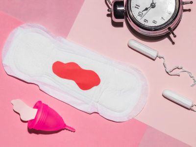 3 Mitos Tentang Menstruasi, Benarkah Minum Es Bisa Bikin Darah Membeku?