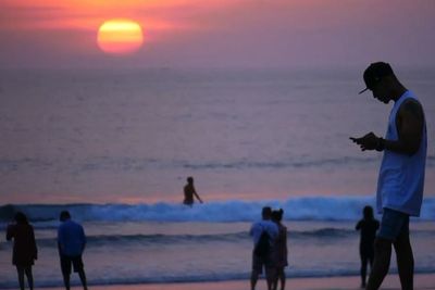 Pantainya Anak Senja, Ternyata Ini Asal Muasal Nama Pantai Double Six, Bali