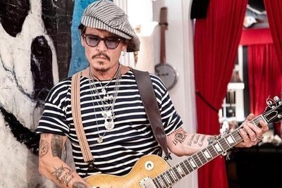 Johnny Depp Kejutkan Penggemar, Rilis Singel Baru The Death And Resurrection Show
