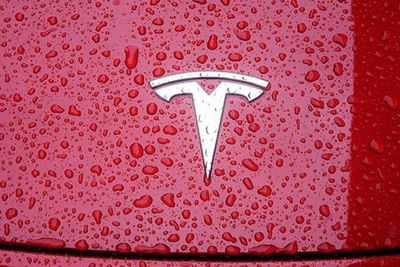 Lagi! Fitur Autopilot Mobil Listrik Tesla Bikin Masalah, Pihak Tesla Pilih Menutup Diri