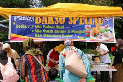 Cara WNI Rayakan Idul Adha di Amerika, Jajan Mie Ayam dan Gado-gado Harga Selangit!