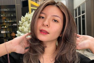 Kepincut Gaya Shalom Razade Panas-panasan Main ke Gua, Glowing Banget Anak Wulan Guritno