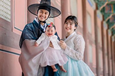 Potret Felicya Angelista dan Caesar Hito Pakai Hanbok Foto Maternity: Berasa Nonton Drakor