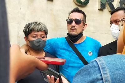 Eks Pesepakbola Claudio Martinez Serahkan Bukti Baru Kasus Pengeroyokan ke Polda Metro