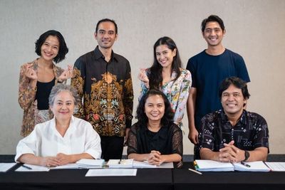 Usai Jadi Perbincangan, Netflix Konfirmasi Serial Gadis Kretek , Bertabur Aktor Top Tier!