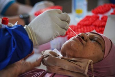 Waspada! Indonesia Diprediksi Mulai Masuk Gelombang COVID-19 Ke-4, Ini Kata Satgas IDI