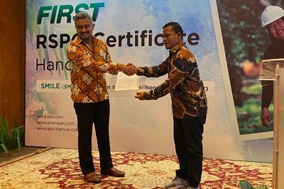 Berdayakan Petani Sawit, Asian Agri, Apical & Kao Sukses Capai Sertifikasi RSPO Pertama