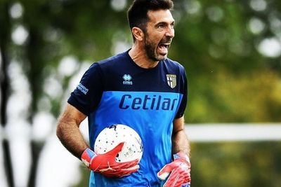 Sudah Kepala 4, Buffon Berencana Pensiun di Umur 55