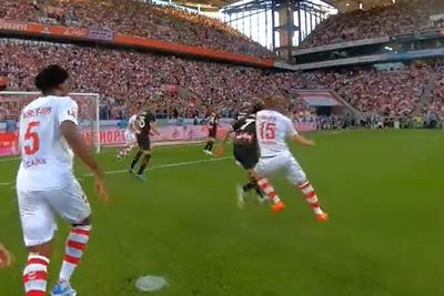 Keren! Klub Jerman Pasang Body Cam di Pemain, Nonton Bola Sudah Kayak Main Game