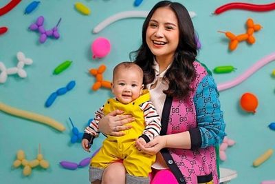 Ya Ampun! Ini Penampakan Ikat Rambut Nagita Slavina yang Harganya Rp10 Juta