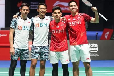 Jokowi Ucapkan Selamat untuk Ganda Putra Indonesia Usai Juarai Singapore Open 2022