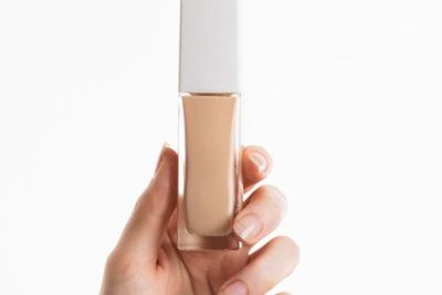 4 Tips Penting Beli Foundation untuk Warna Kulit Asia