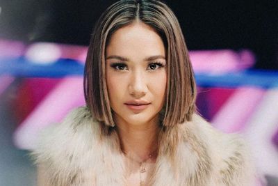 Cantiknya BCL Pakai Baju Kembaran Gandengan Tangan Sama Noah