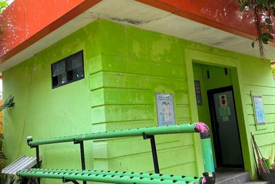 Iyuh! Toilet Pintar Rp17 Miliar di Makassar Ini Malah Jadi Gudang Kotor dan Penuh Tinja