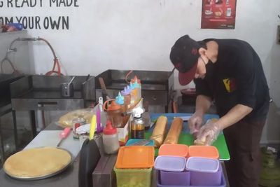 Keluar dari Zona Nyaman, Mantan Karyawan Toko Roti Sukses Berbisnis dan Punya 6 Cabang!