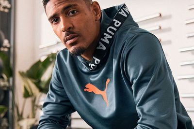 Gejala hingga Penyebab Tumor Testis yang Diidap Striker Baru Dortmund Sebastian Haller