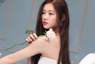 HYBE Resmi Pecat Kim Garam dari LE SSERAFIM, Netizen : Akhirnya!