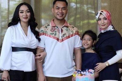 Eks Istri Sirajuddin Muncul Beri Semangat ke Zaskia Gotik: Jangan Kemakan Omongan Orang
