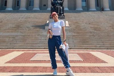 Gaya Outfit Maudy Ayunda Nostalgia ke New York Ajak Jesse Choi, Simpel tapi Selalu Memukau
