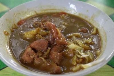 Warung di Jakarta Pusat Ini Jual Tongseng Anti Kolesterol, Dimasak Pakai Potongan Nanas