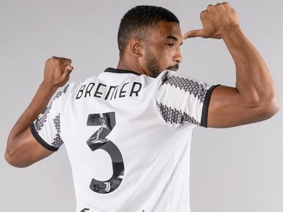 Resmi! Juventus Datangkan Bek dari Torino