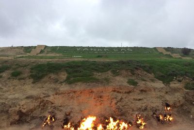Berjuluk Negara Api , Azerbaijan Punya Gunung yang Terbakar Sepanjang Waktu