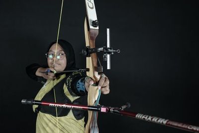 Mahasiswi Surabaya Raih 2 Medali Emas dari Cabor Panahan, Perjuangannya Bikin Takjub!