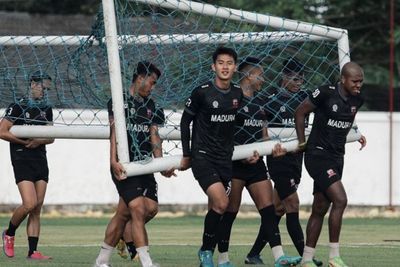 Diduga Lecehkan Bendera Merah Putih, Madura United Dibully Netizen!