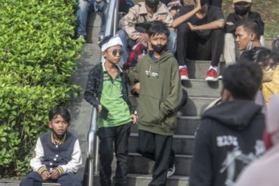 Satpol PP Diminta Bubarkan Bocah SCBD di Dukuh Atas kalau Nongkrong Lewat Jam 10 Malam