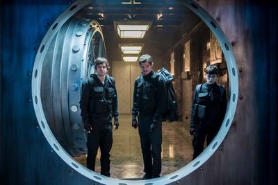 Review Way Down : Rencana Perampokan yang Matang dengan Eksekusi Klise 