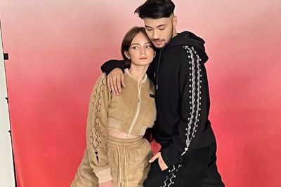 Refal Hady dan Enzy Storia Cosplay Jadi Jeje-Roy, Netizen: Kawal Sampai Nikah!