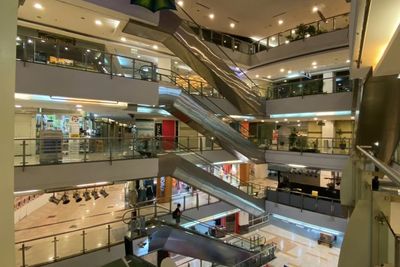 Pernah Berjaya, Kini Plaza Semanggi Makin Sepi Bak Kuburan! Begini Penampakannya