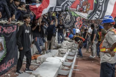 Beberkan Penyebab Pagar Pembatas JIS Ambruk, Jakpro: karena Diinjak dan Diduduki Penonton