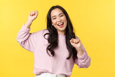 Apa Itu Ekstrovert? Kenali Pengertian, Karakteristik, dan Kelebihannya